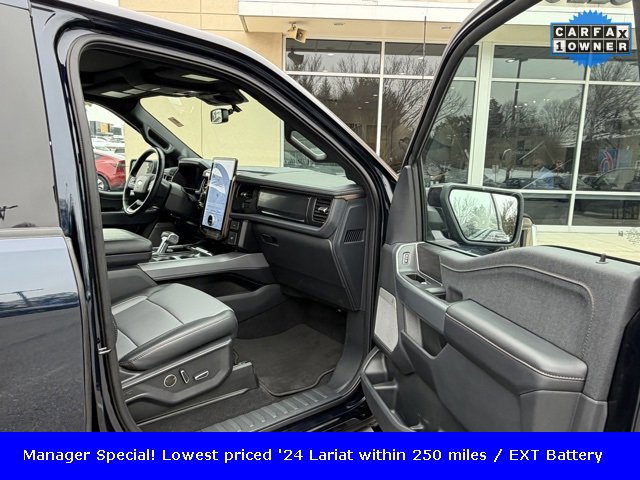 Used 2024 Ford F150 Lightning Lariat image 28