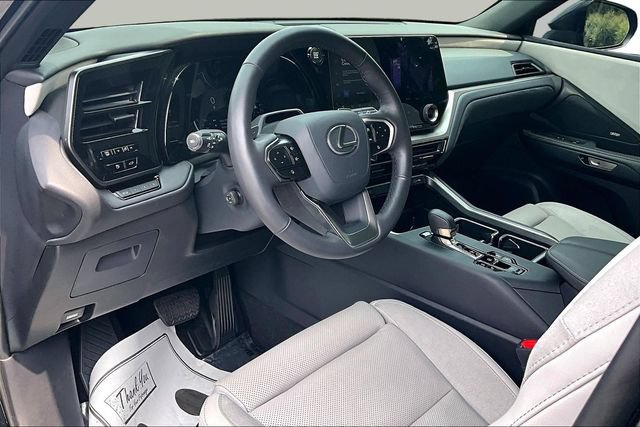 Used 2026 Lexus TX 350 AWD w/ Technology Package image 19