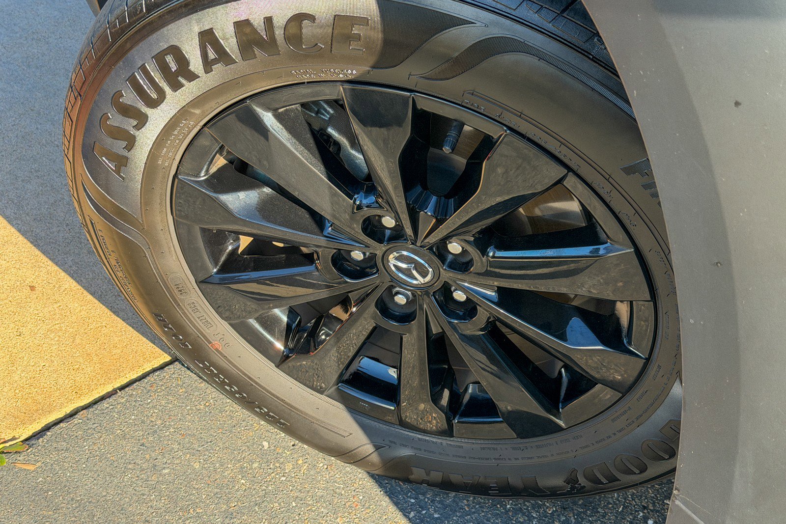 Certified 2025 MAZDA CX-50 AWD 2.5 S w/ Premium Package image 8