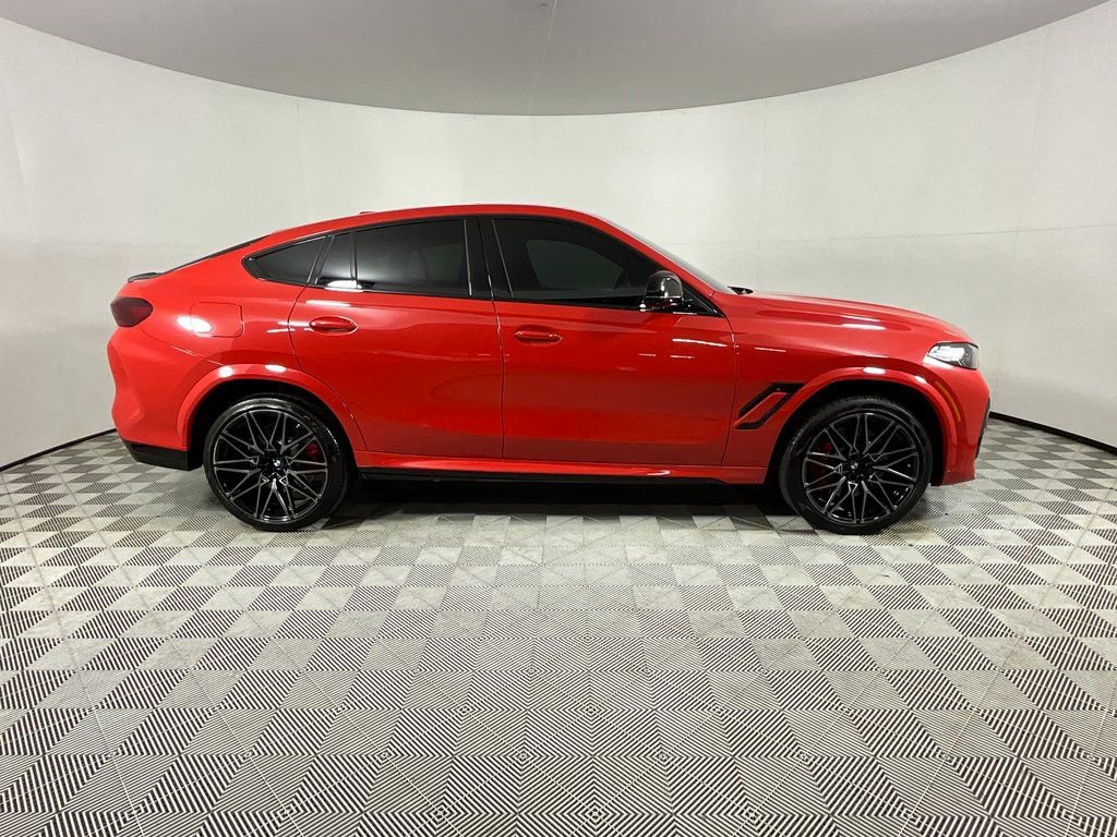 Used 2025 BMW X6 M Competition w/ Executive Package image 5