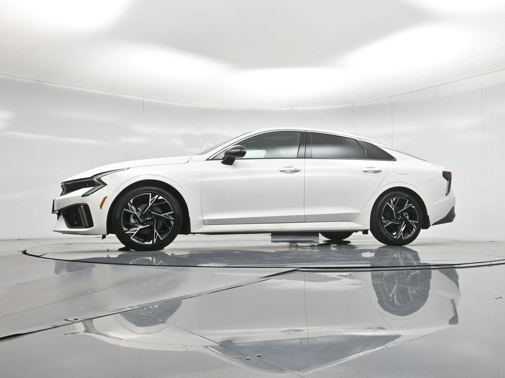 Used 2025 Kia K5 GT-Line w/ GT-Line Premium Package AWD/4WD image 8