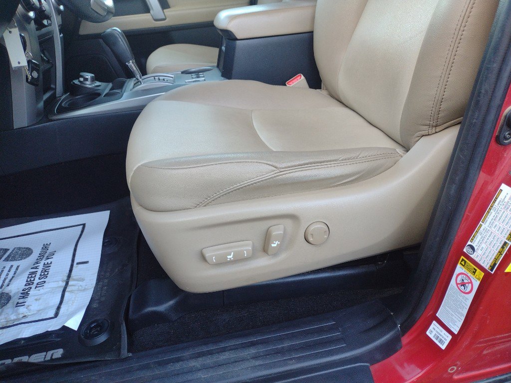 Used 2016 Toyota 4Runner SR5 Premium image 20