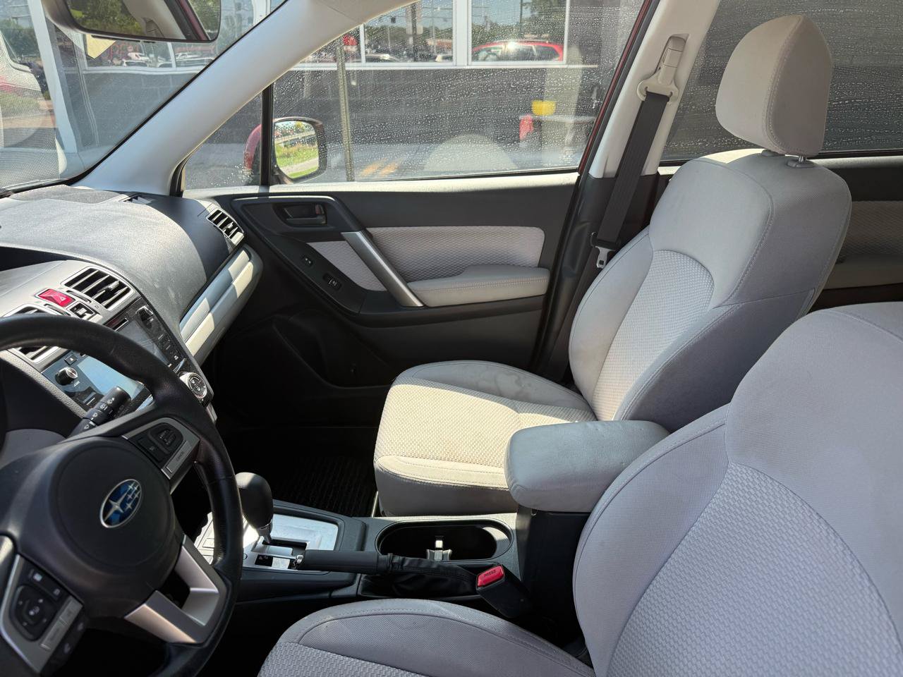 Used 2017 Subaru Forester 2.5i Premium w/ All-Weather Package AWD/4WD image 10