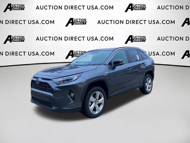 Used 2021 Toyota RAV4 XLE Premium image 1