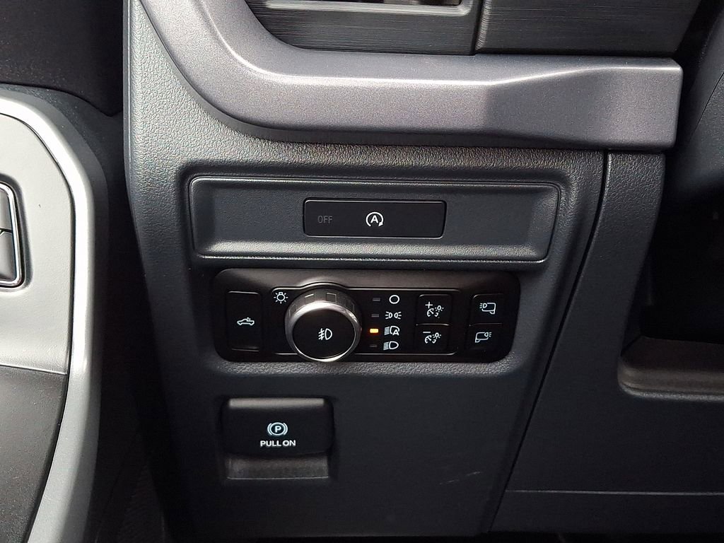 Used 2025 Ford F150 XLT w/ Equipment Group 301A Standard image 22