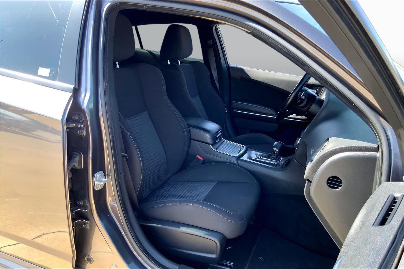 Used 2021 Dodge Charger R/T RWD image 8