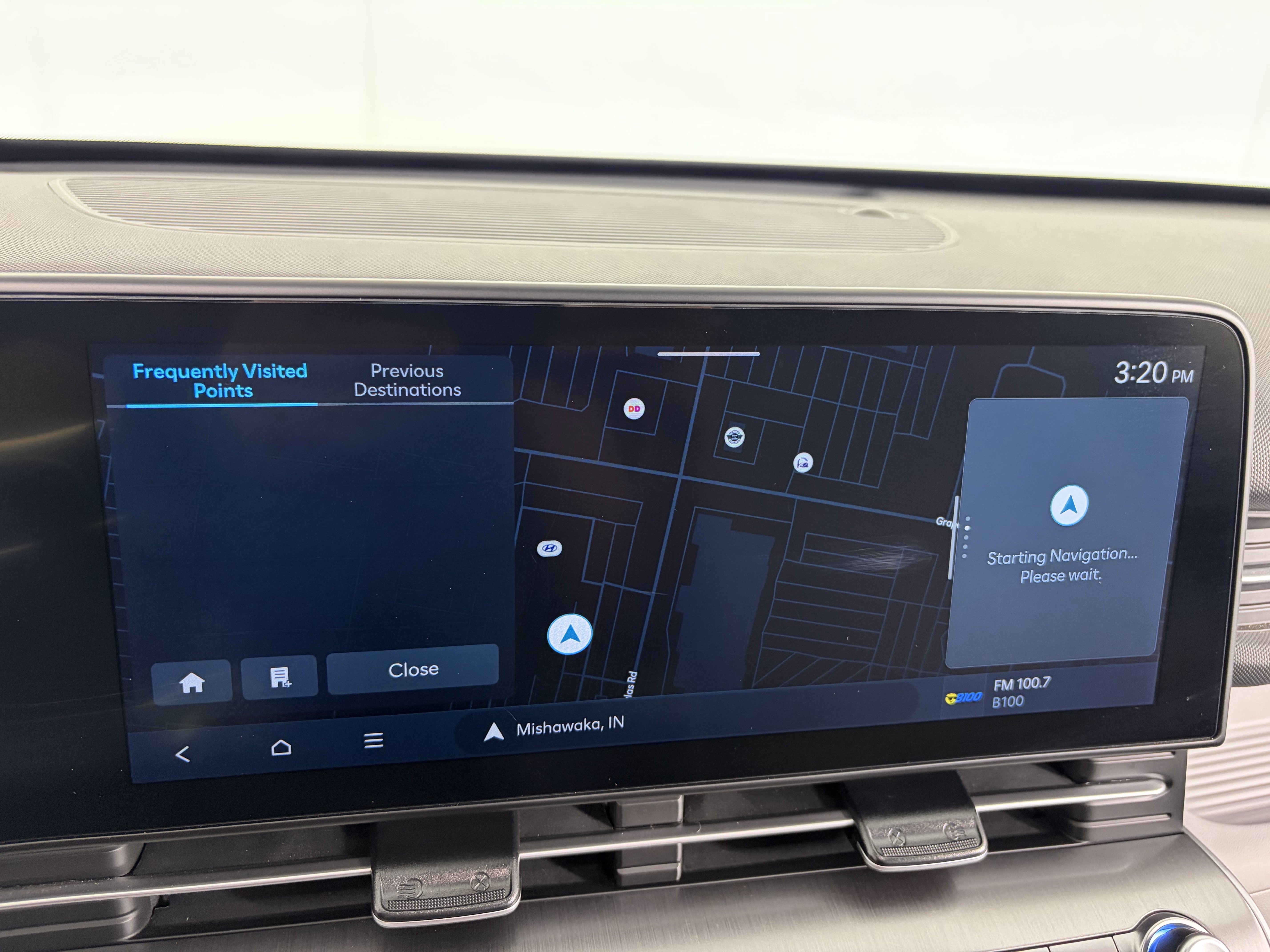 Used 2024 Hyundai Kona Limited AWD/4WD image 23