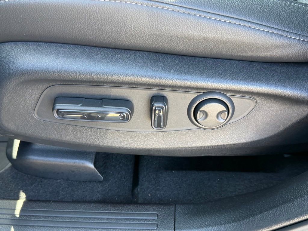 Certified 2026 Honda CR-V EX-L image 31