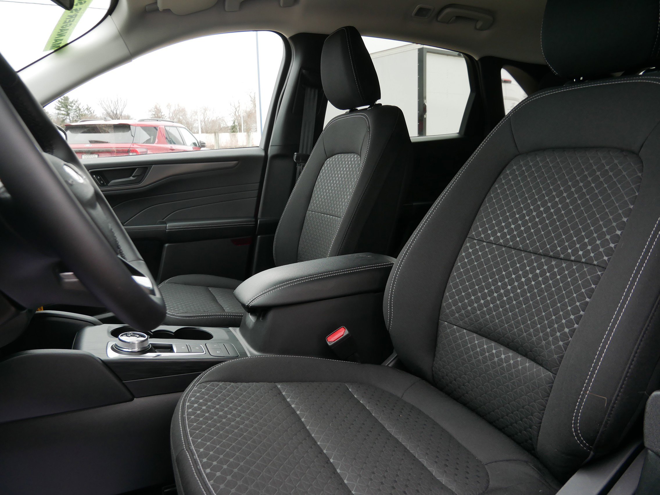 New 2025 Ford Escape Active w/ Cold Weather Package AWD/4WD image 5