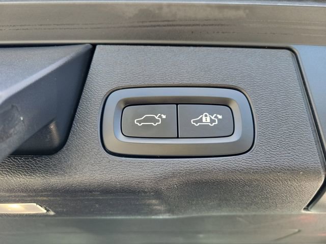 Used 2021 Volvo XC60 T5 Inscription image 11