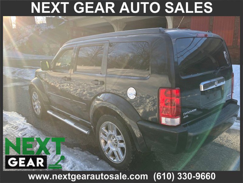 Used 2009 Dodge Nitro R/T image 3