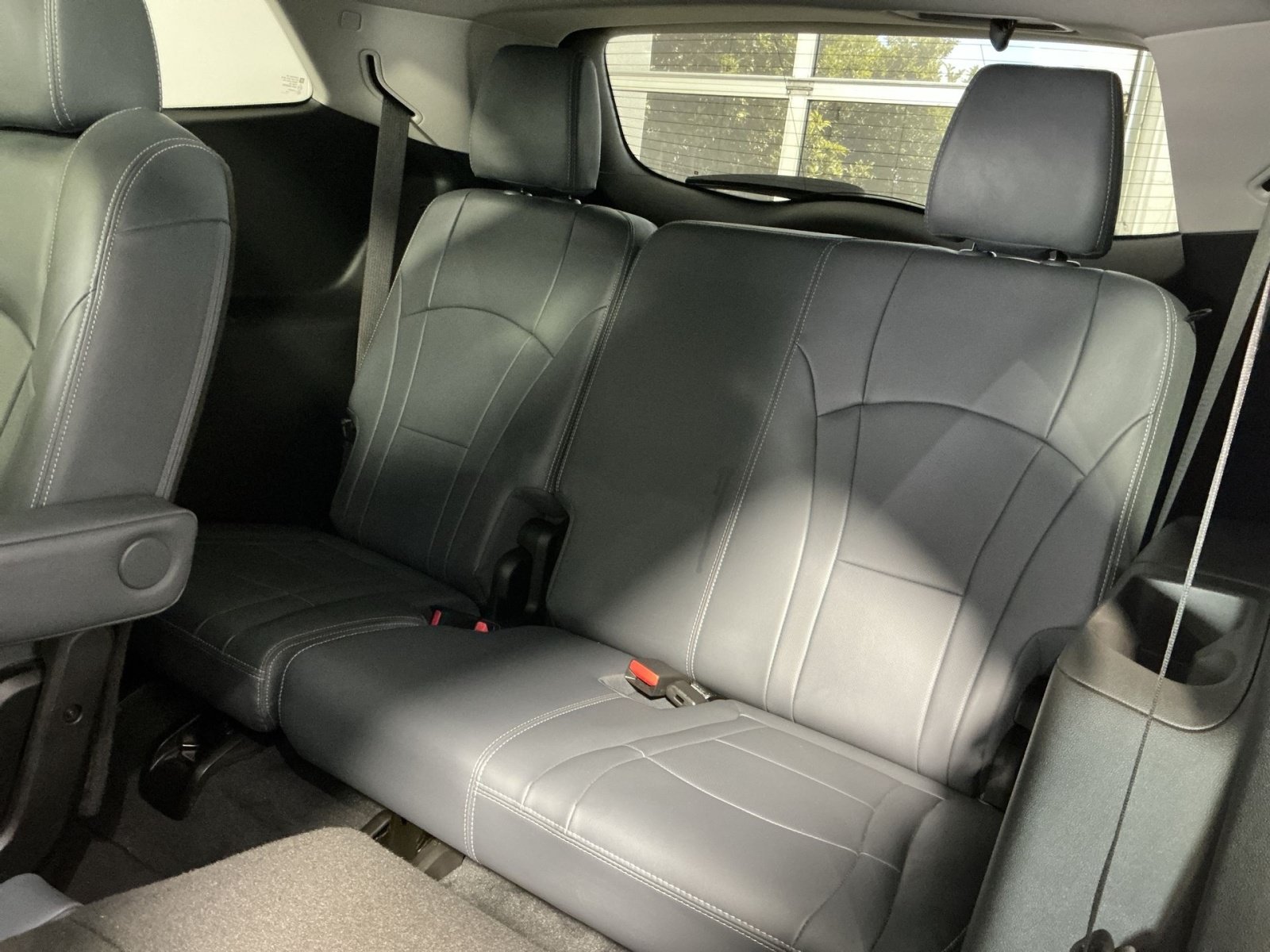 Used 2021 Buick Enclave Premium w/ Sun and Sites Package FWD image 26