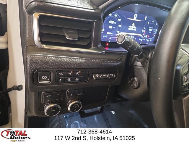 Used 2024 GMC Yukon XL Denali image 15