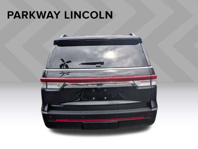 Certified 2023 Lincoln Navigator L Reserve AWD/4WD image 6