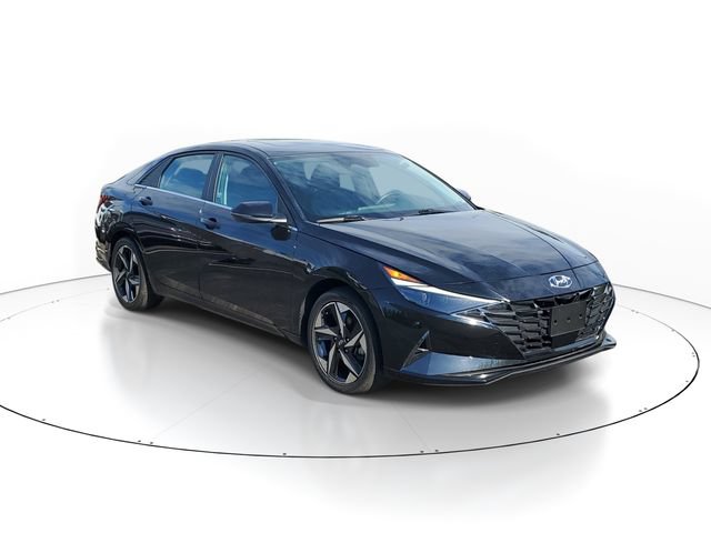 Used 2023 Hyundai Elantra Limited w/ Cargo Package FWD image 2