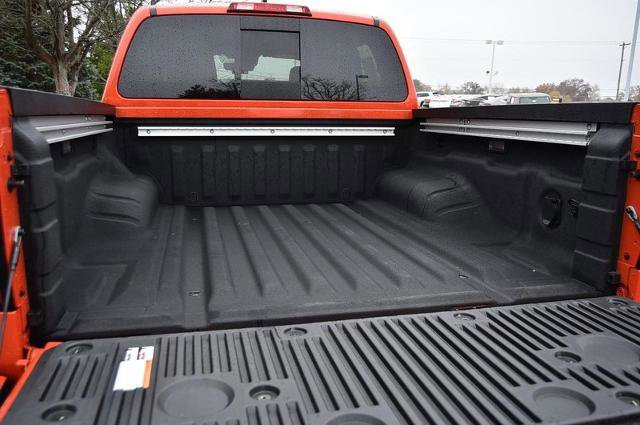 Certified 2025 Nissan Frontier PRO-4X w/ Pro Premium Package image 7