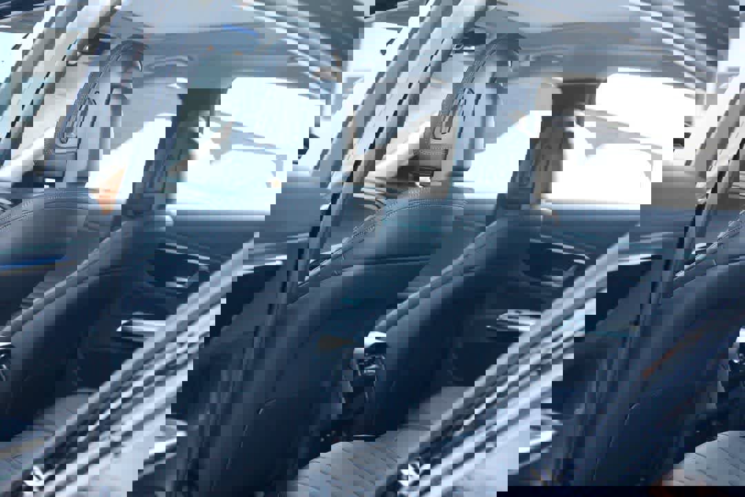 Used 2026 Mercedes-Benz E 350 4MATIC Sedan image 13