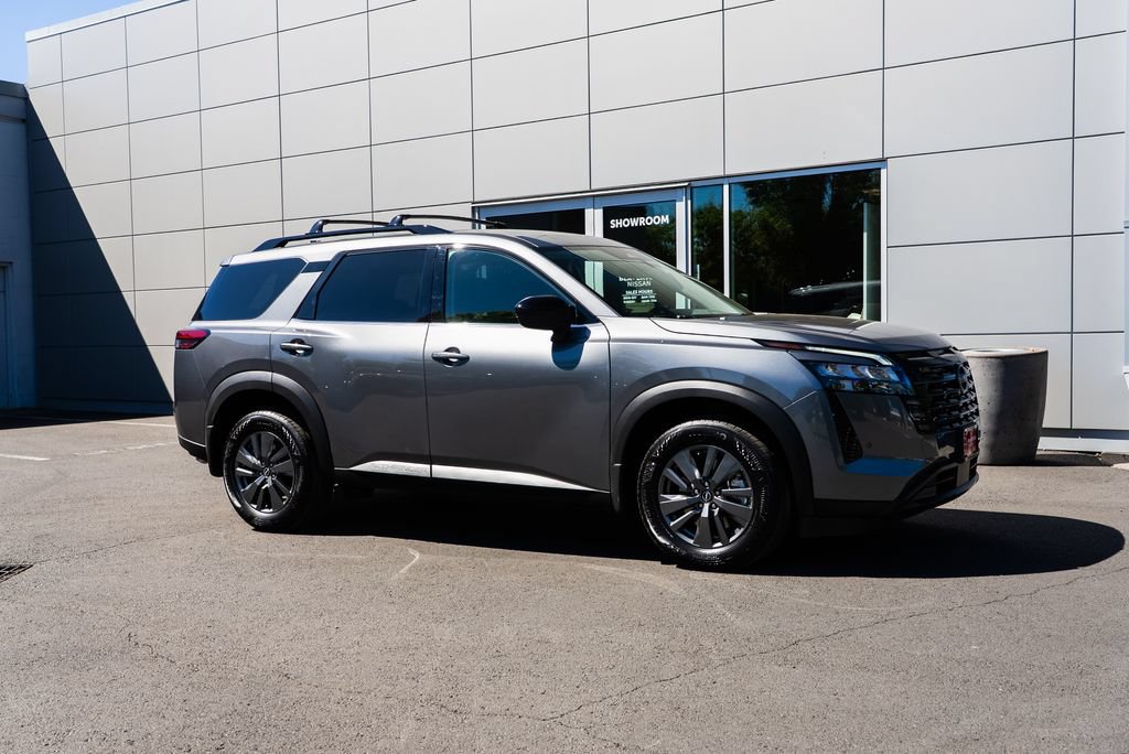 Used 2026 Nissan Pathfinder SV w/ Cargo Package AWD/4WD image 28