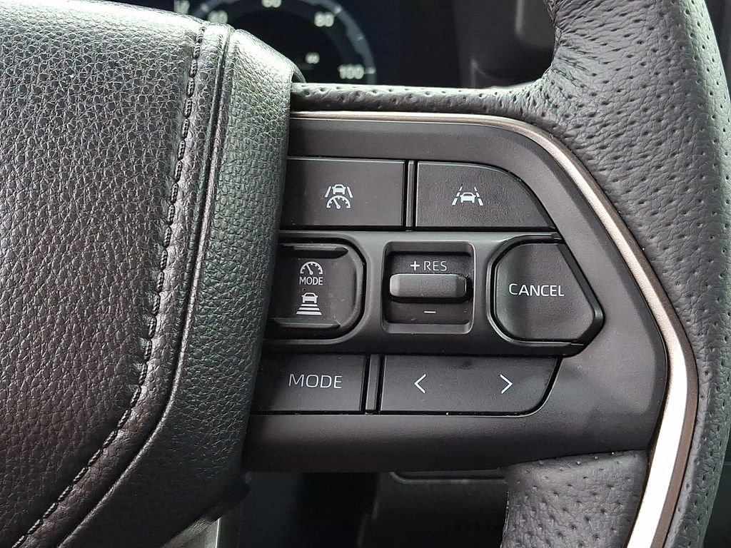 Certified 2025 Toyota Tacoma TRD Sport AWD/4WD image 22