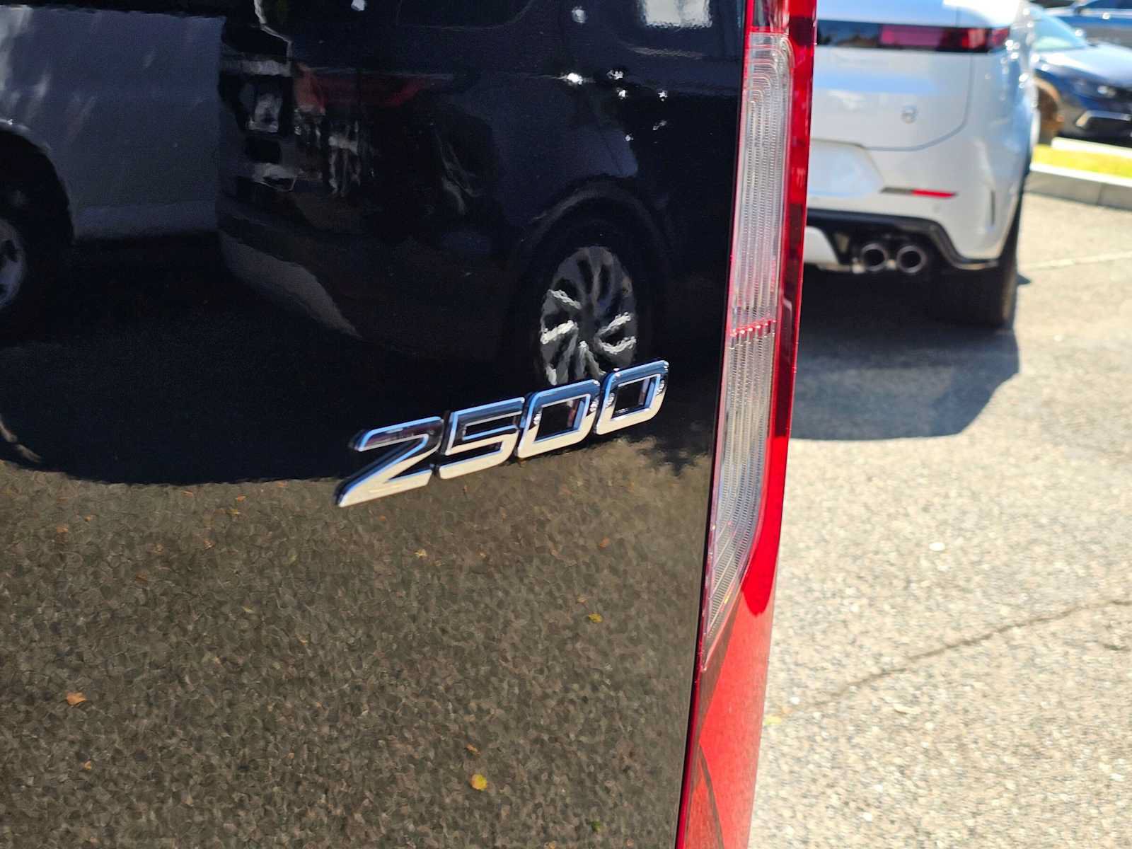 Used 2025 Mercedes-Benz Sprinter 2500 image 17