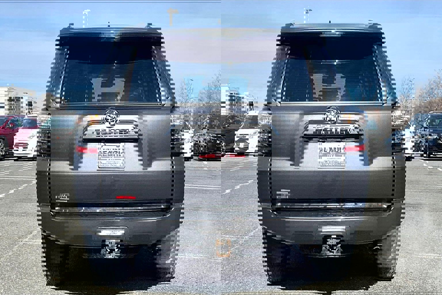 Used 2023 Toyota 4Runner SR5 Premium image 4