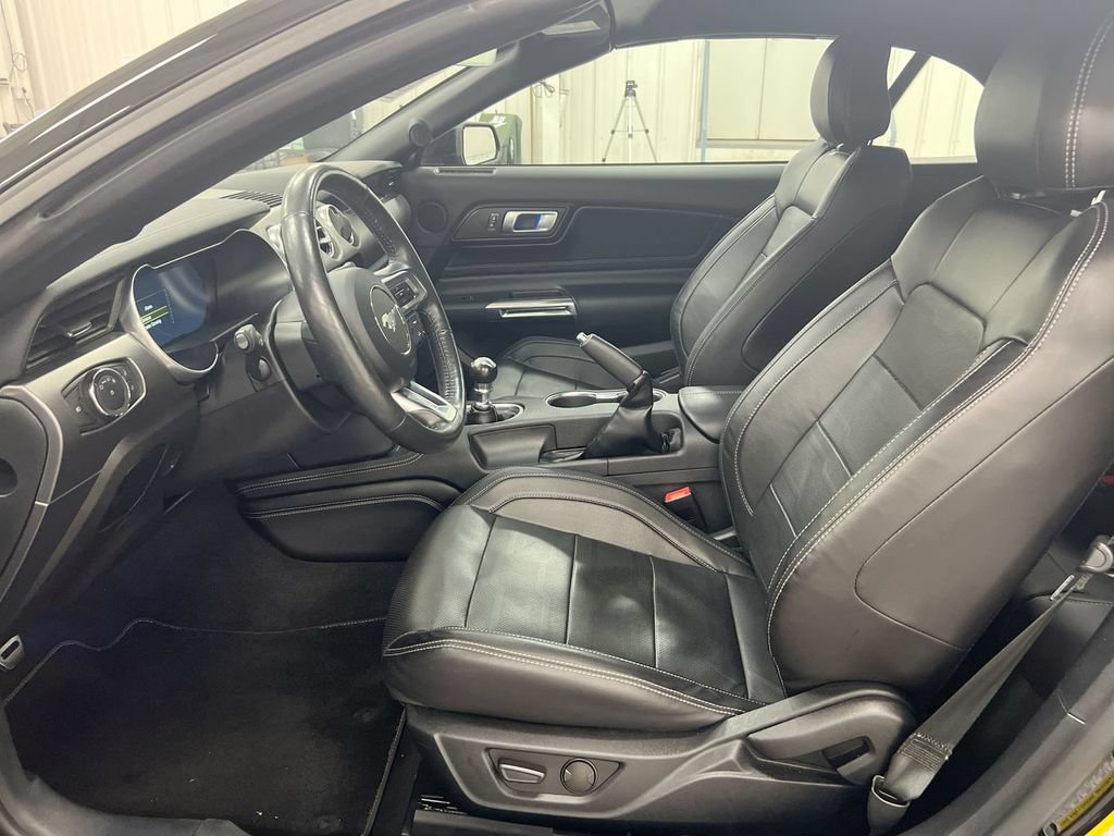 Used 2022 Ford Mustang GT Premium w/ Equipment Group 401A RWD image 20