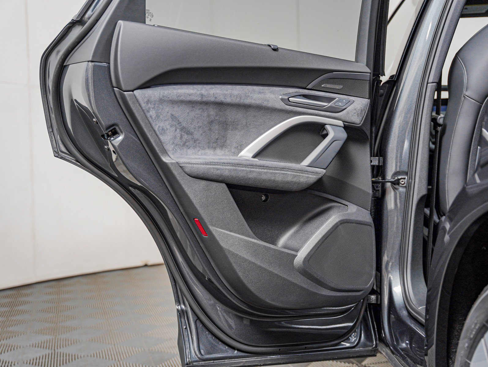 New 2026 Audi SQ5 Premium Plus AWD/4WD image 22