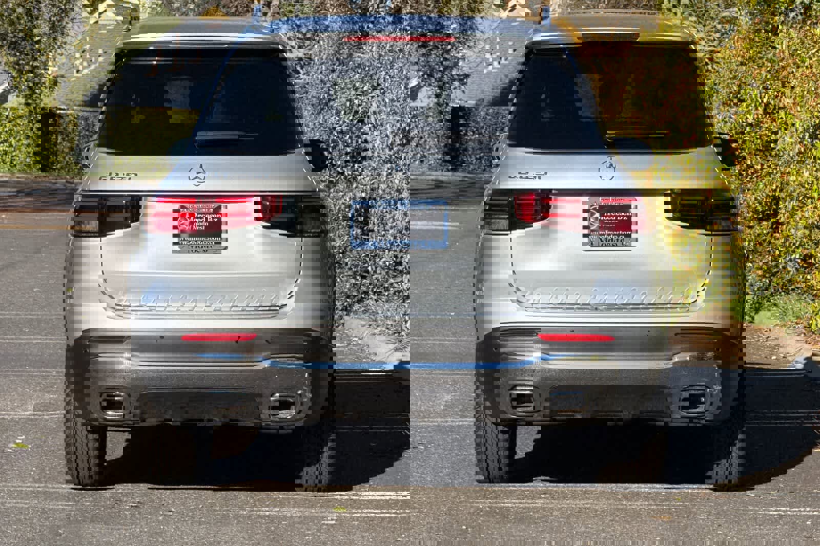 New 2026 Mercedes-Benz GLB 250 image 4