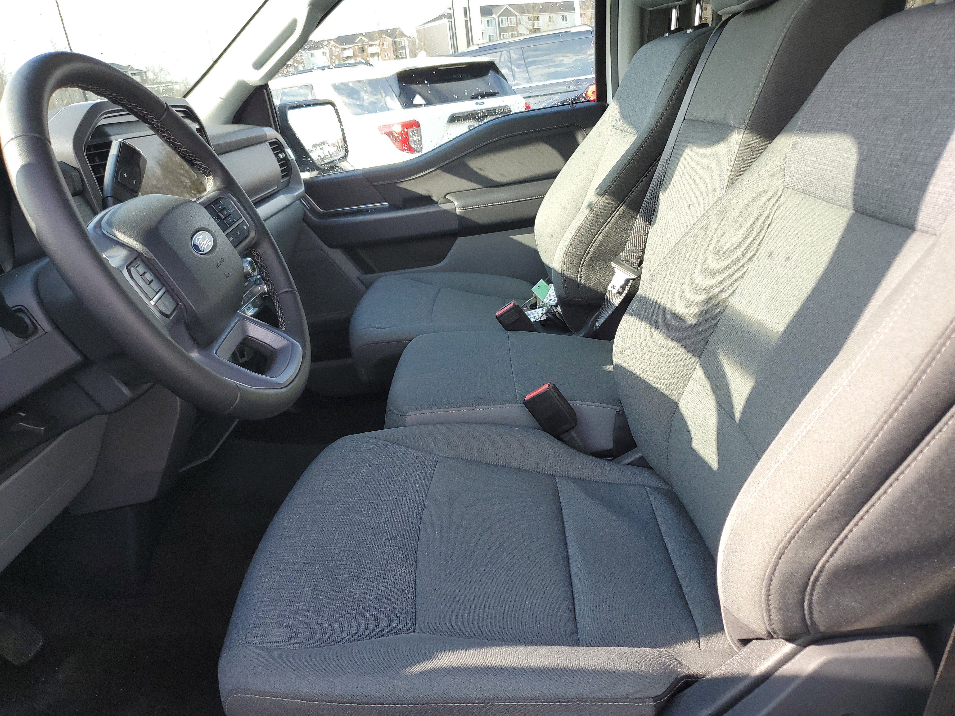 Used 2025 Ford F150 XLT w/ Equipment Group 301A Standard image 25