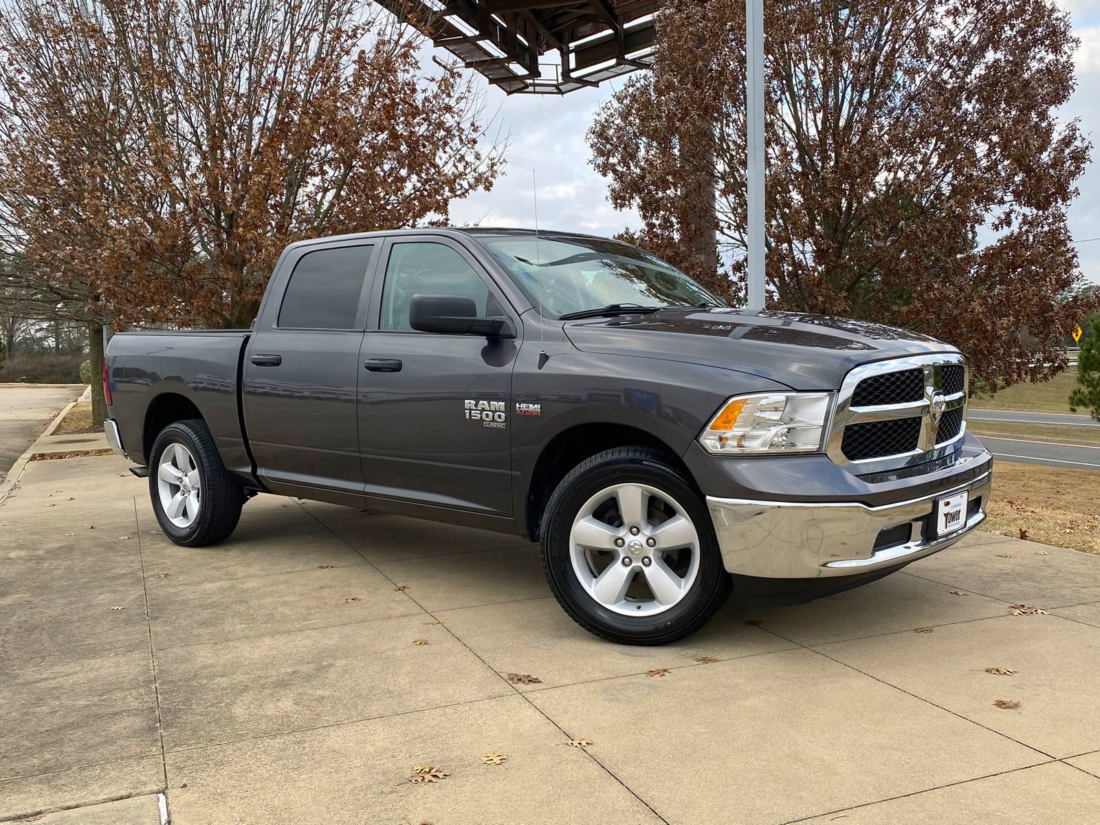 Used 2023 RAM 1500 Classic SLT image 1