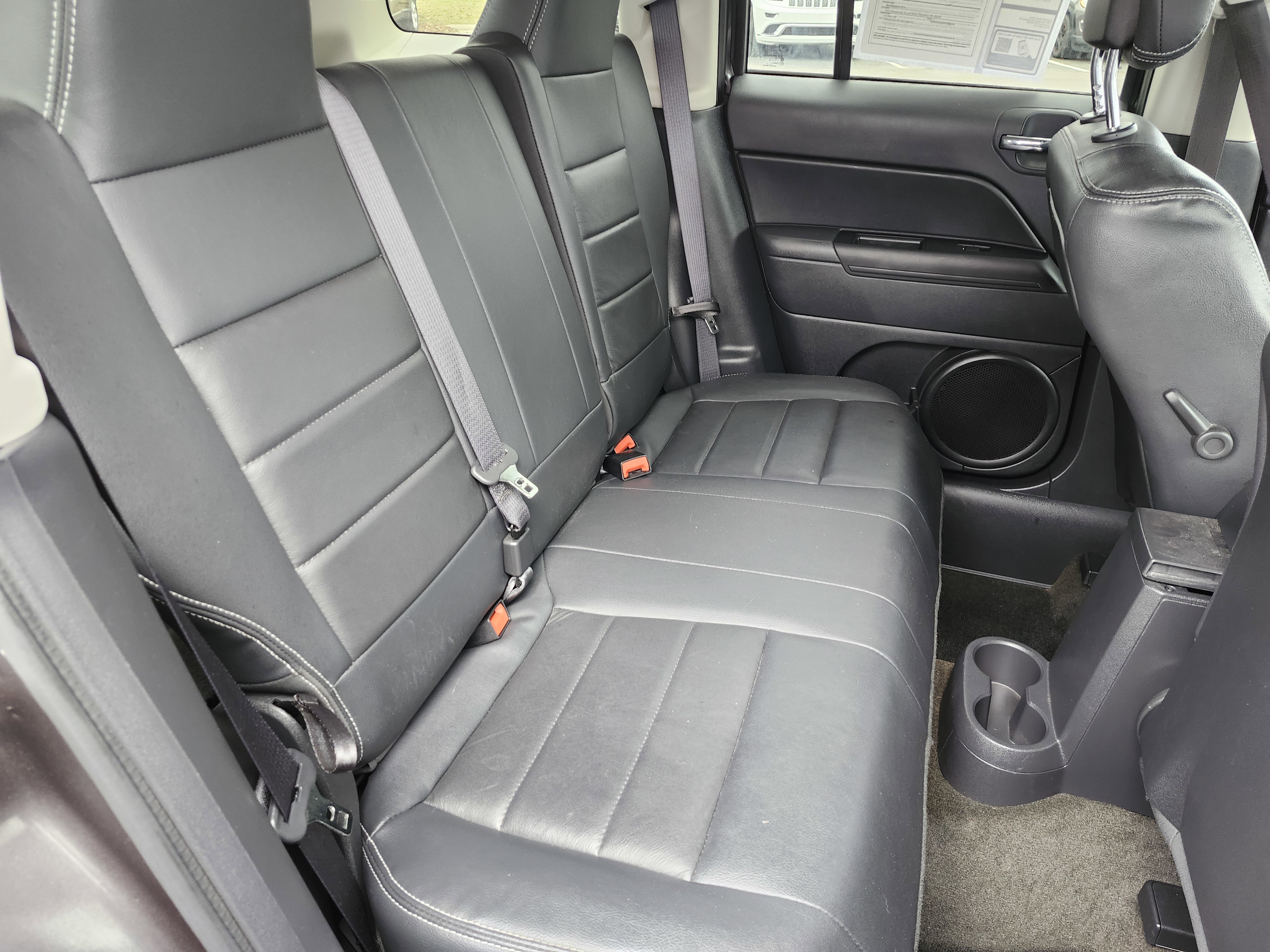 Used 2016 Jeep Patriot High Altitude image 23