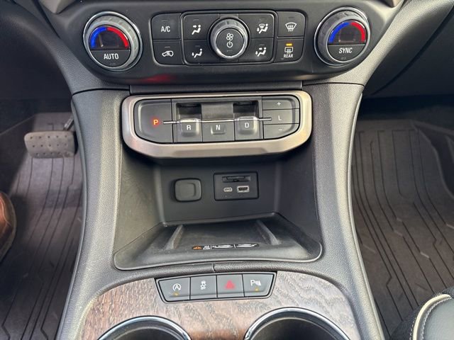 Used 2023 GMC Acadia Denali w/ Denali Technology Package image 26