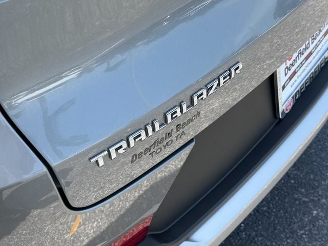 Used 2025 Chevrolet TrailBlazer LT FWD image 15