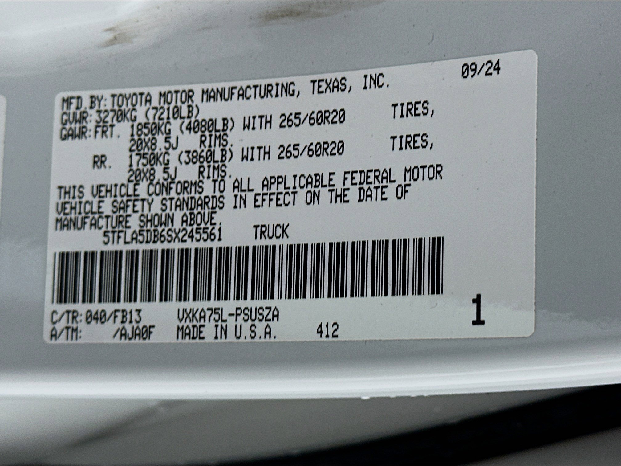 Used 2025 Toyota Tundra SR5 AWD/4WD image 12