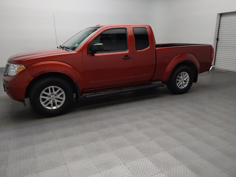 Used 2017 Nissan Frontier SV RWD image 2