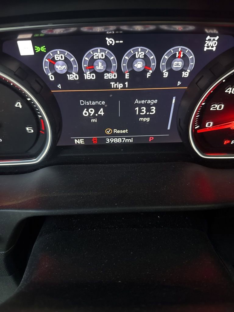 Used 2021 Chevrolet Silverado 2500 High Country w/ Z71 Off-Road Package image 14