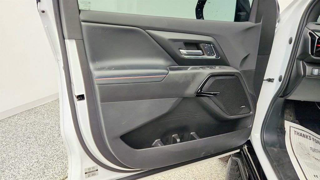 Used 2024 Chevrolet Silverado EV RST AWD/4WD image 11