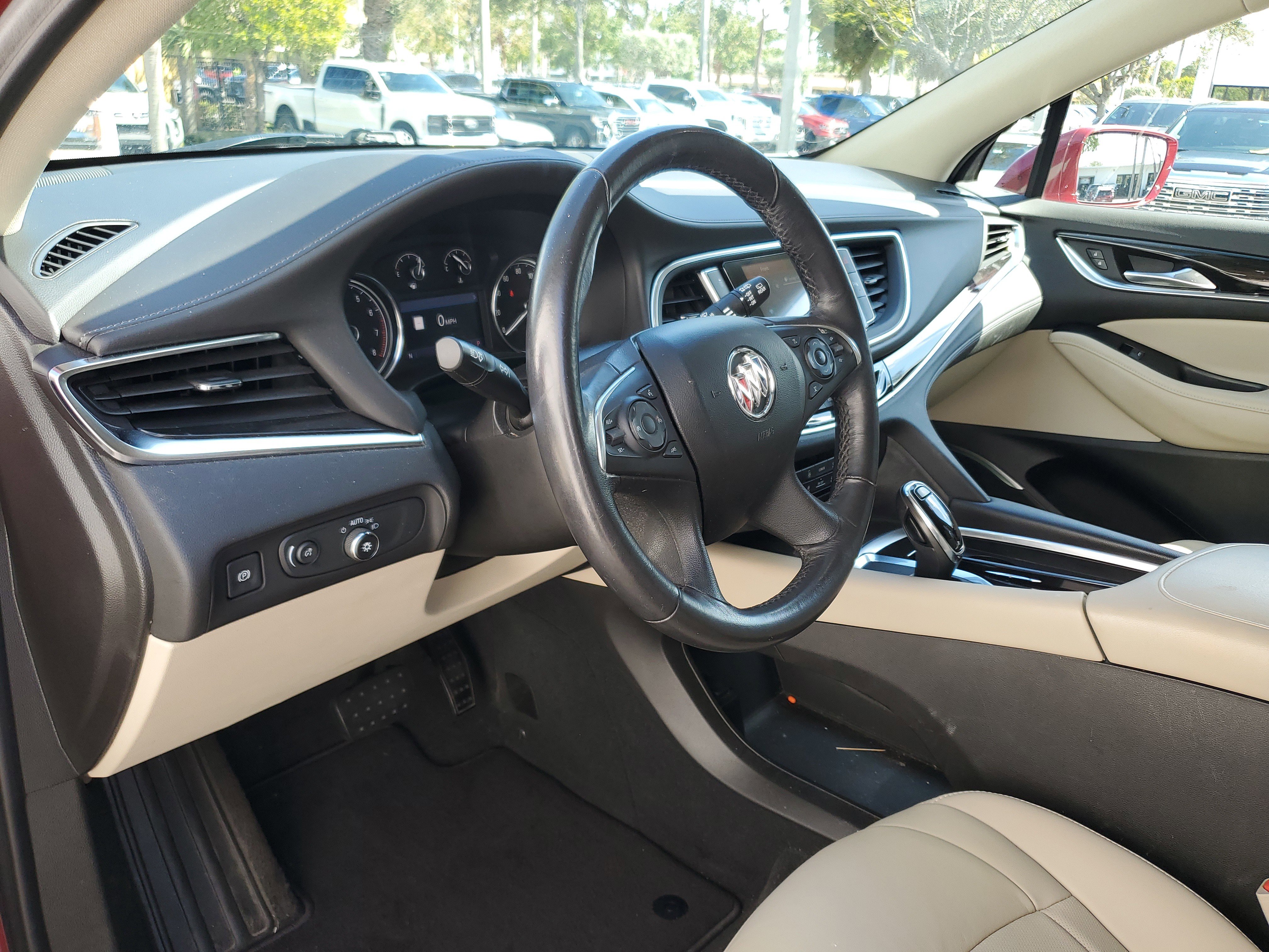 Used 2020 Buick Enclave Essence w/ Sound and Sites Package image 9