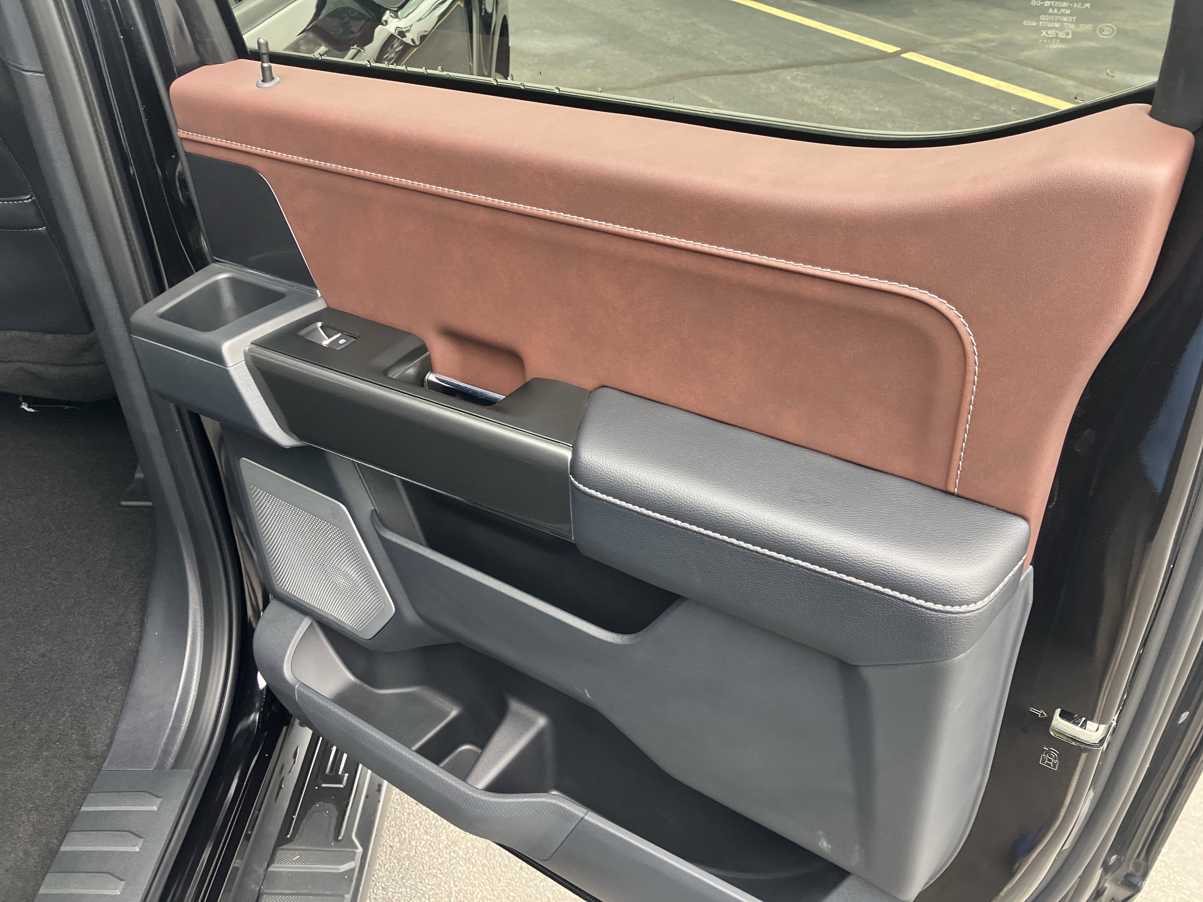 Used 2023 Ford F150 Lariat w/ Equipment Group 502A High image 12