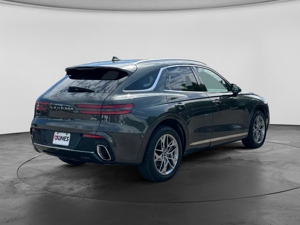 Used 2025 Genesis GV70 2.5T AWD/4WD image 9