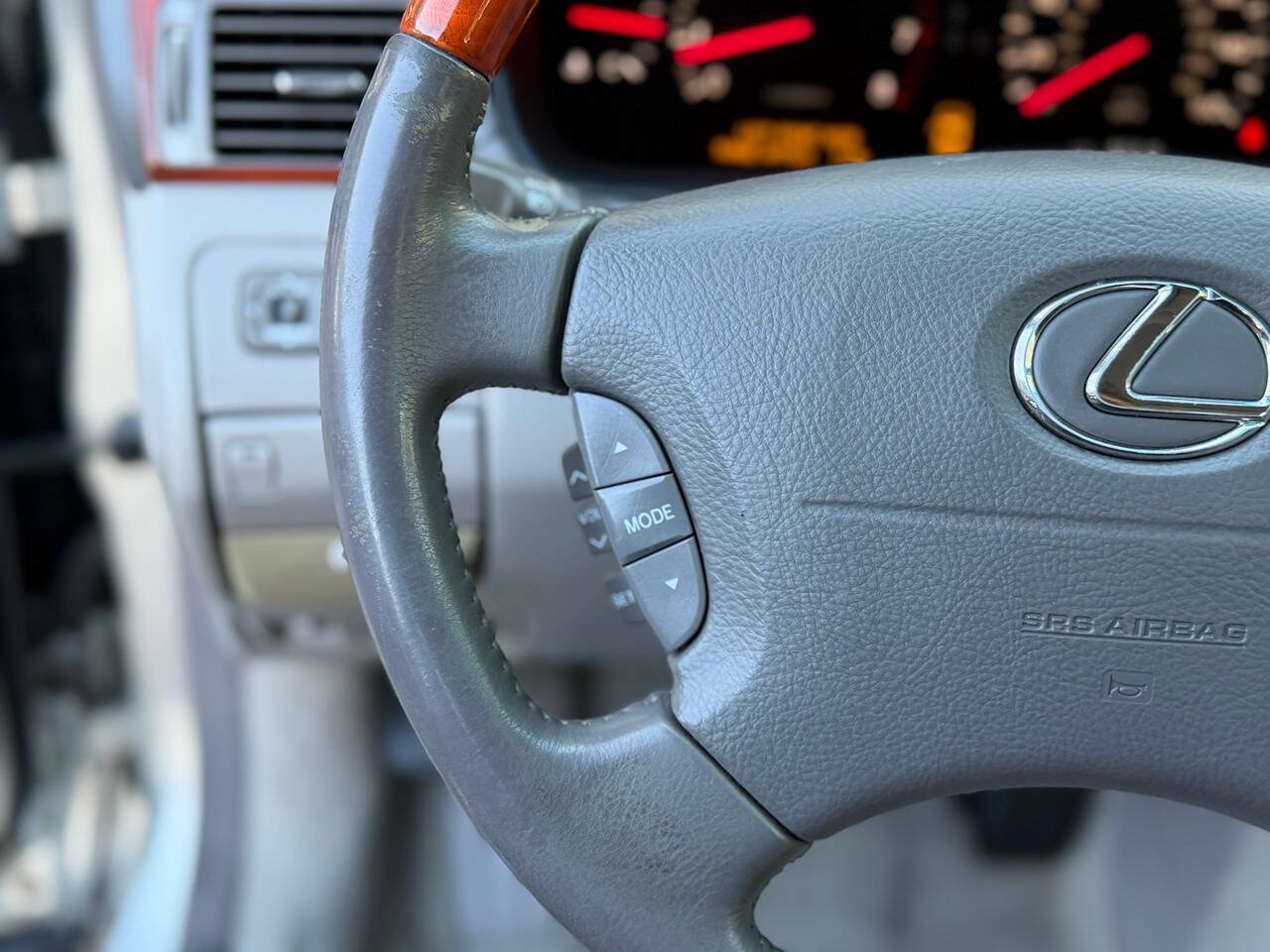 Used 2003 Lexus LS 430 RWD image 35
