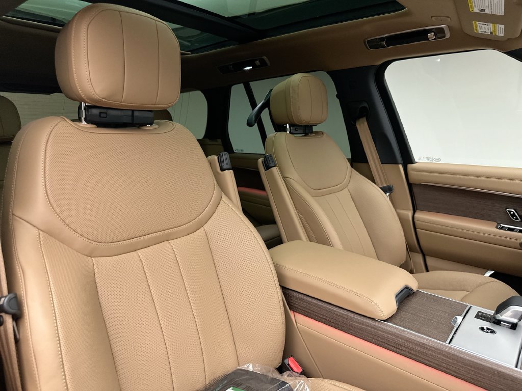 New 2026 Land Rover Range Rover SE AWD/4WD image 6