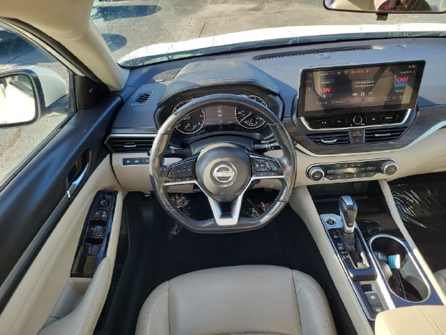 Used 2023 Nissan Altima 2.5 SL FWD image 9