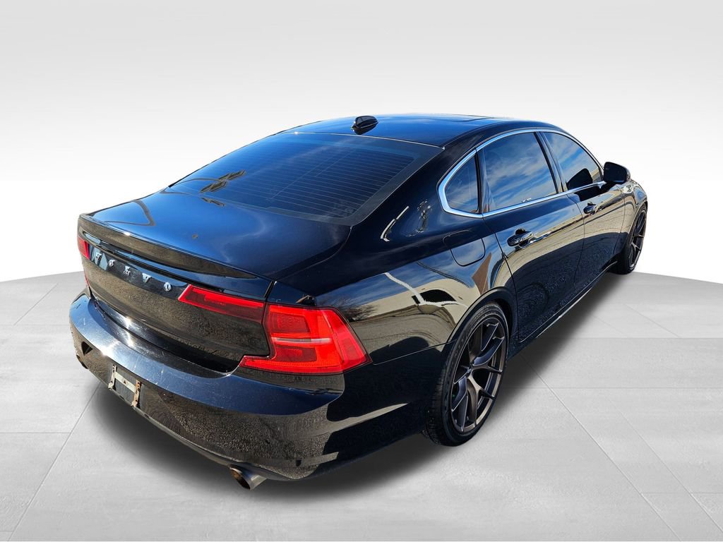 Used 2019 Volvo S90 T5 Momentum image 5
