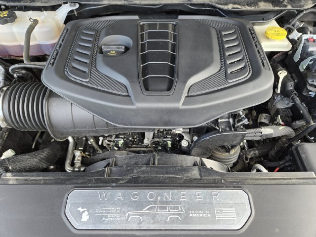 Certified 2024 Jeep Wagoneer Series III AWD/4WD image 32