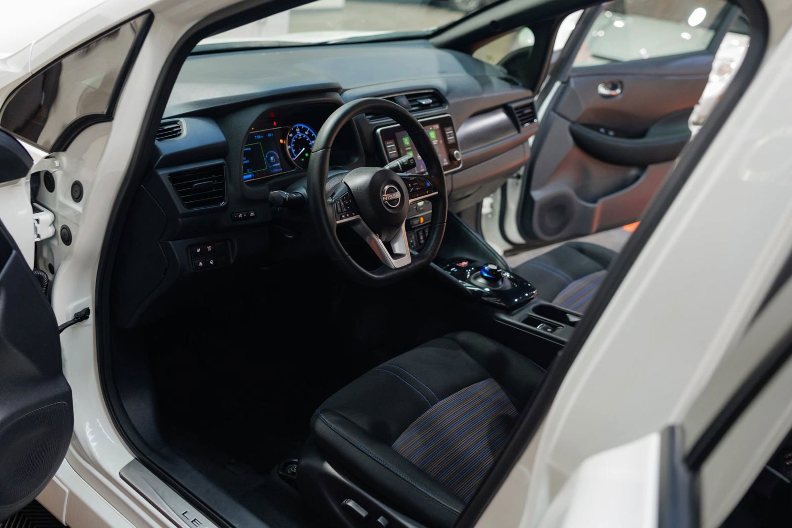 Used 2023 Nissan Leaf SV Plus image 20