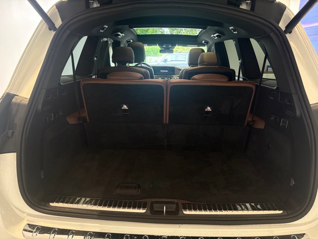 Used 2024 Mercedes-Benz GLS 450 4MATIC image 21