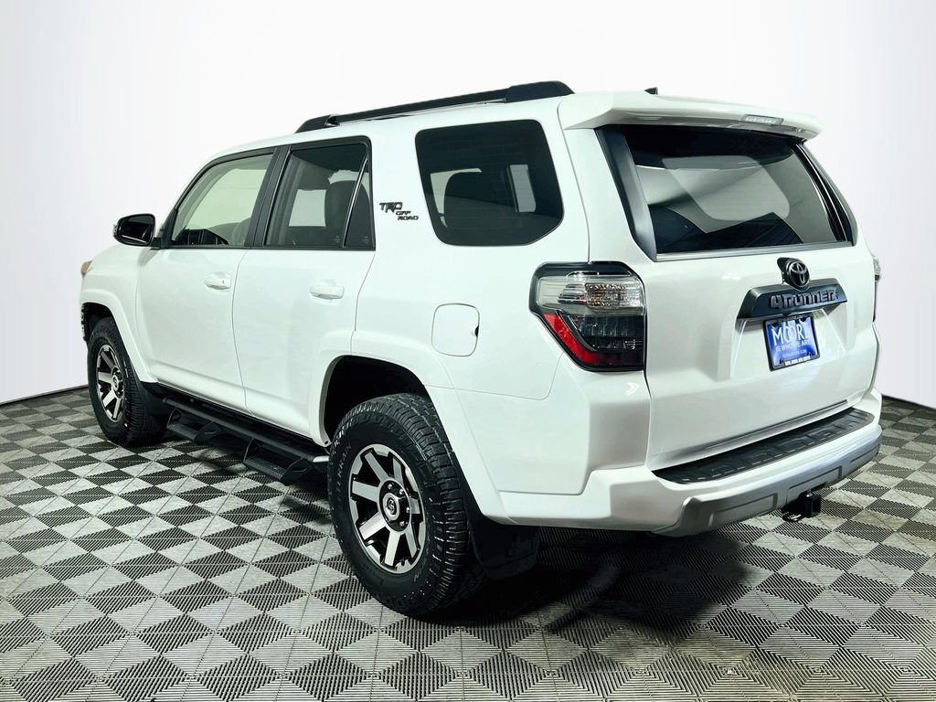 Certified 2023 Toyota 4Runner TRD Off-Road Premium AWD/4WD image 5