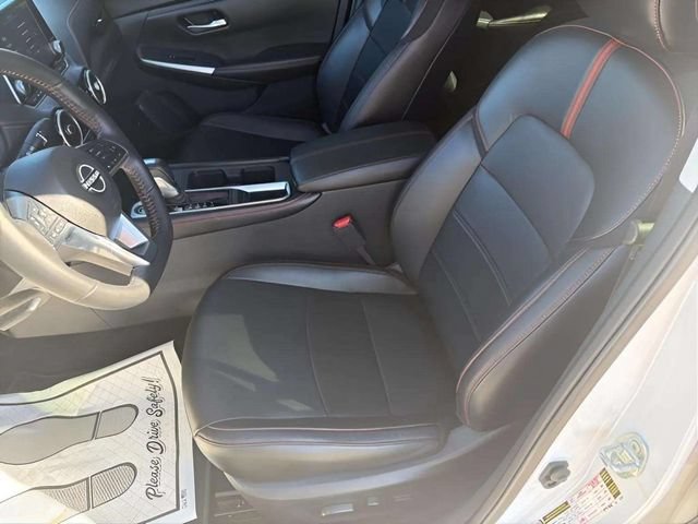 Used 2025 Nissan Sentra SR w/ SR Premium Package FWD image 5