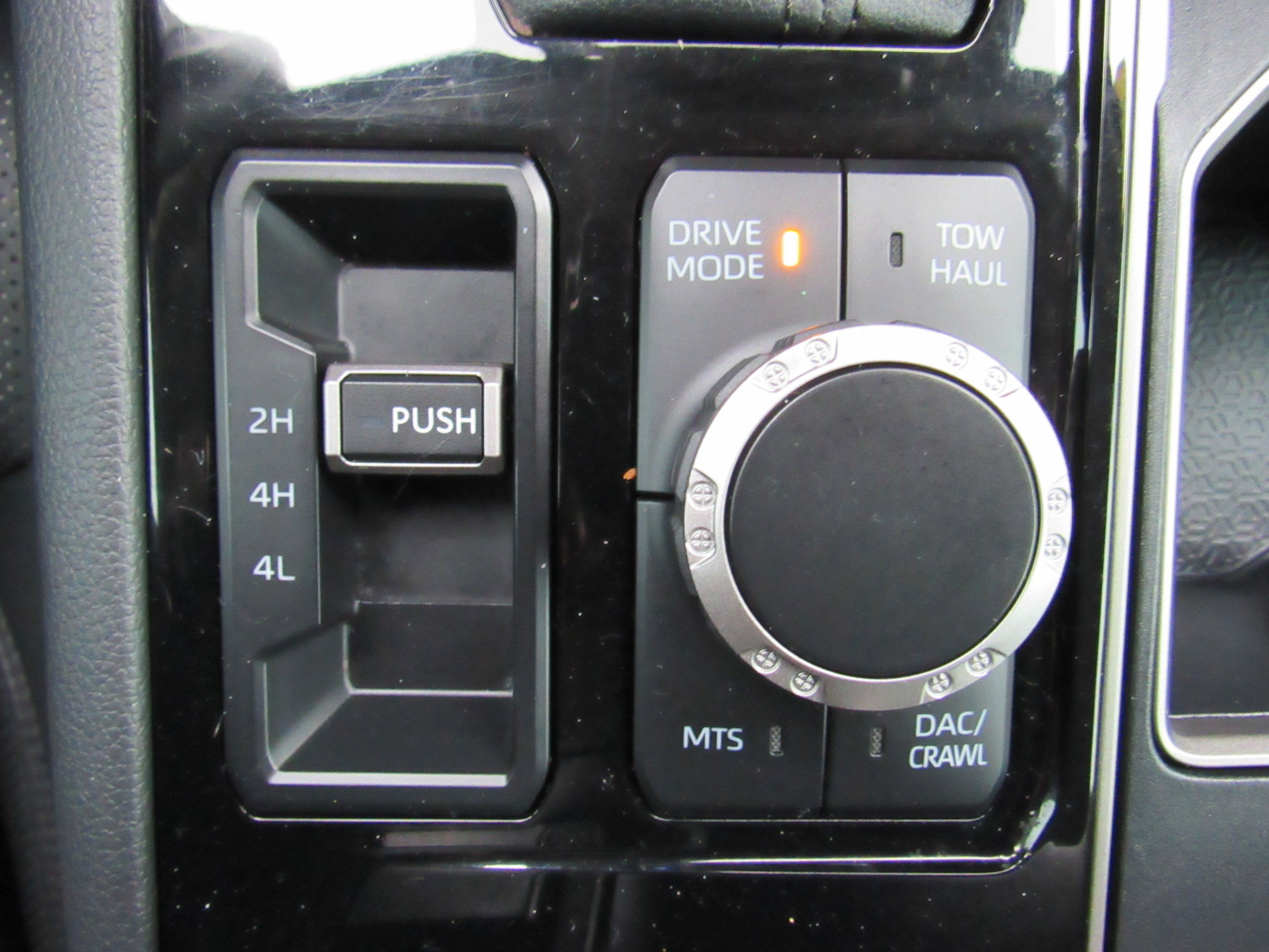 Used 2024 Toyota Tundra Limited image 26